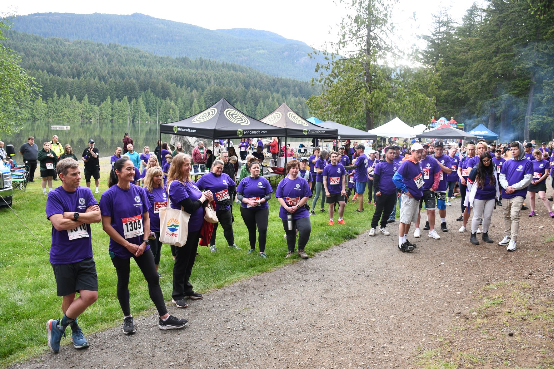 Hundreds out for Edgewood’s Annual Run For Recovery